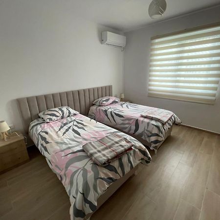 Kevi 'S Place Тирана Екстер'єр фото