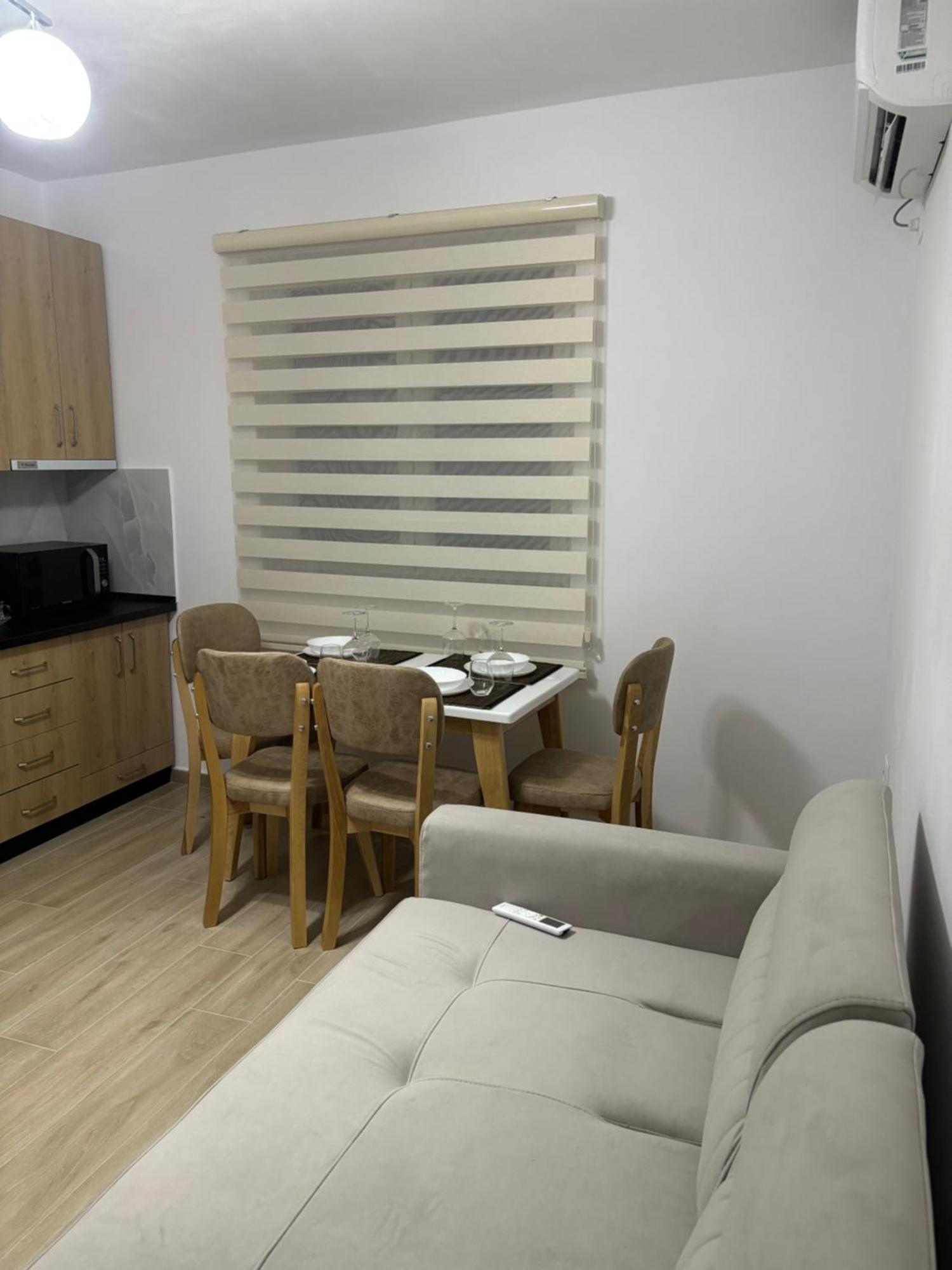 Kevi 'S Place Тирана Екстер'єр фото